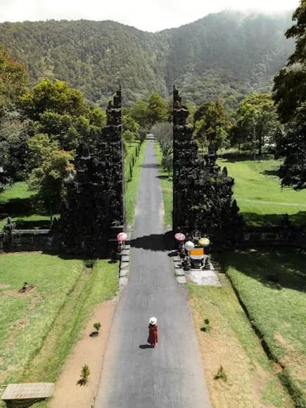 Jessica Claire banner